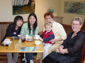 homestay-family1.jpg